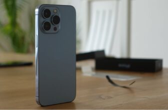 How Do I Choose the Right Smartphone for My Needs?